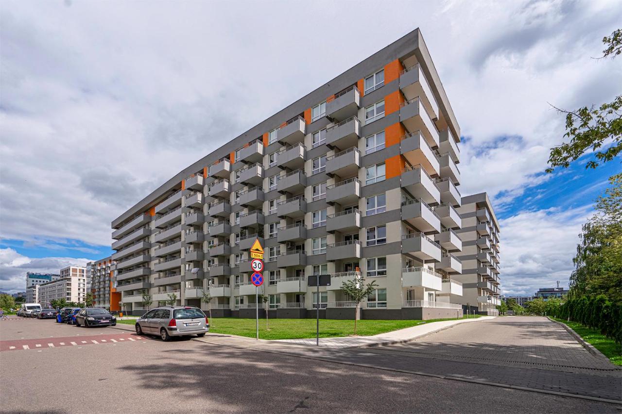 Lotnisko Chopina Modern Apartment Warszawa Exteriör bild